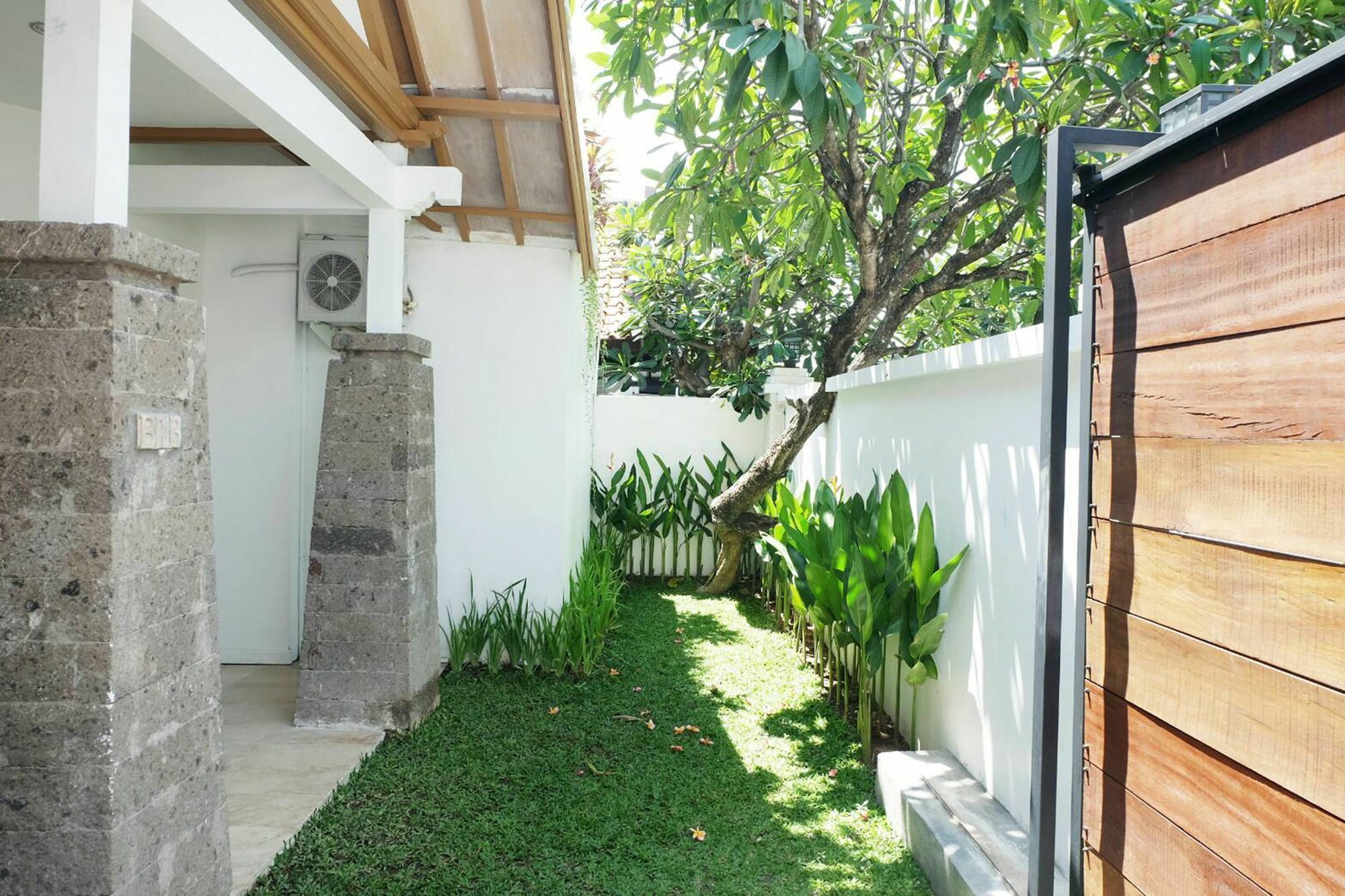 Subali Villa Seminyak Exterior foto